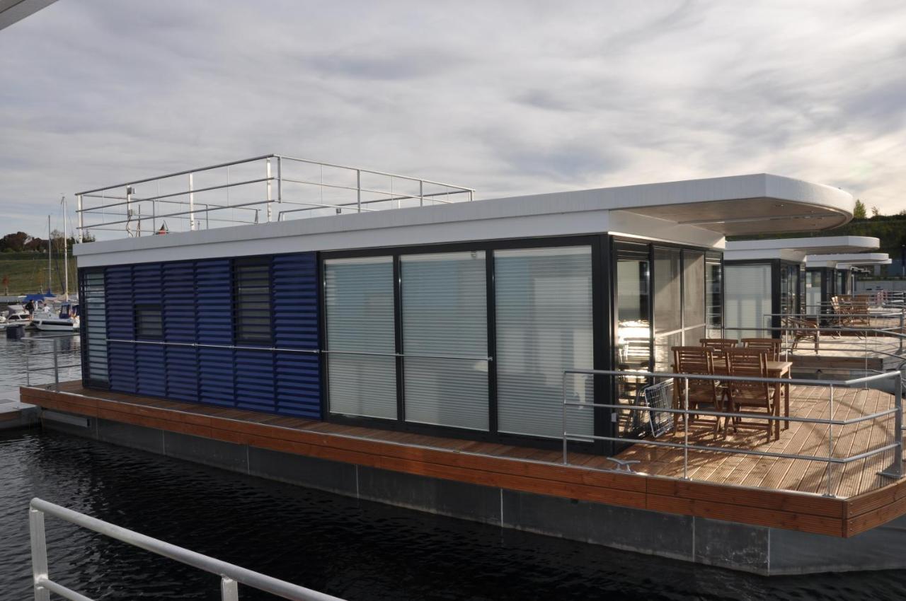 Hausboote Marina Braunsbedra Villa Exterior photo